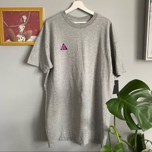 Nike ACG Men's Grey T-shirt